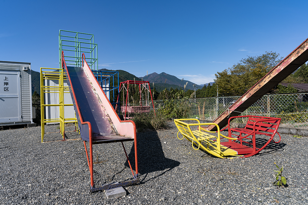 上岸地区集会場前広場