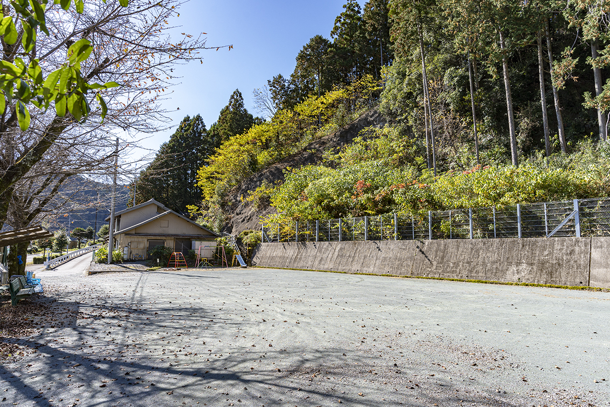 崎平集会所公園